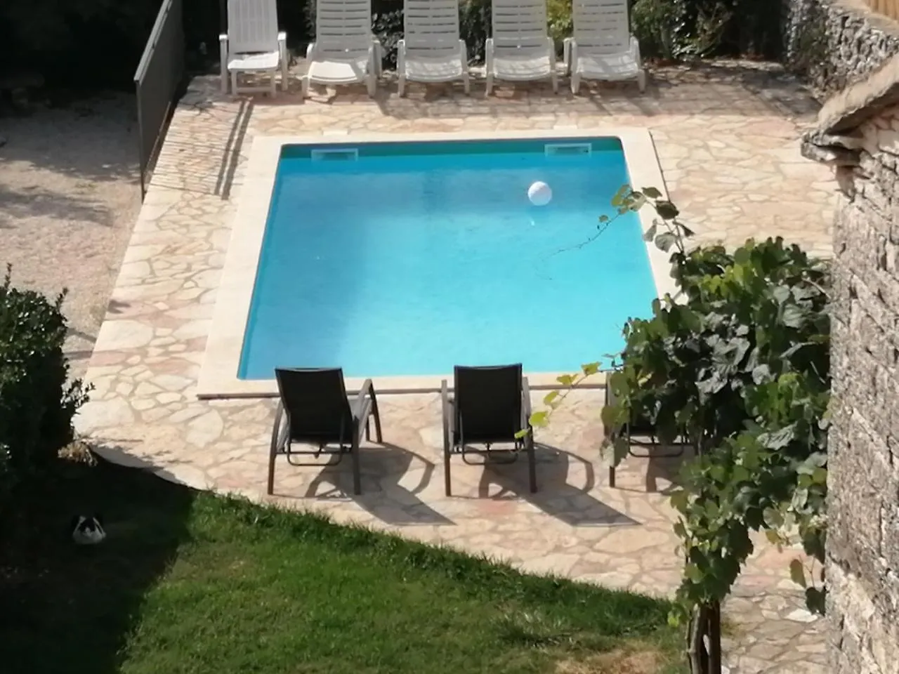 Villa Isabel Zminj 0*,